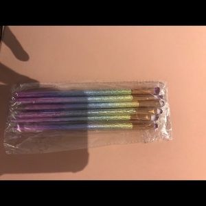 Rainbow unicorn brushes
